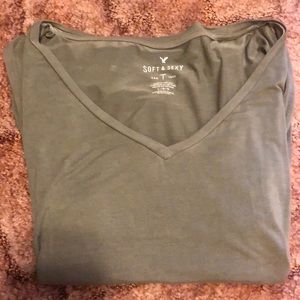 American Eagle shirt